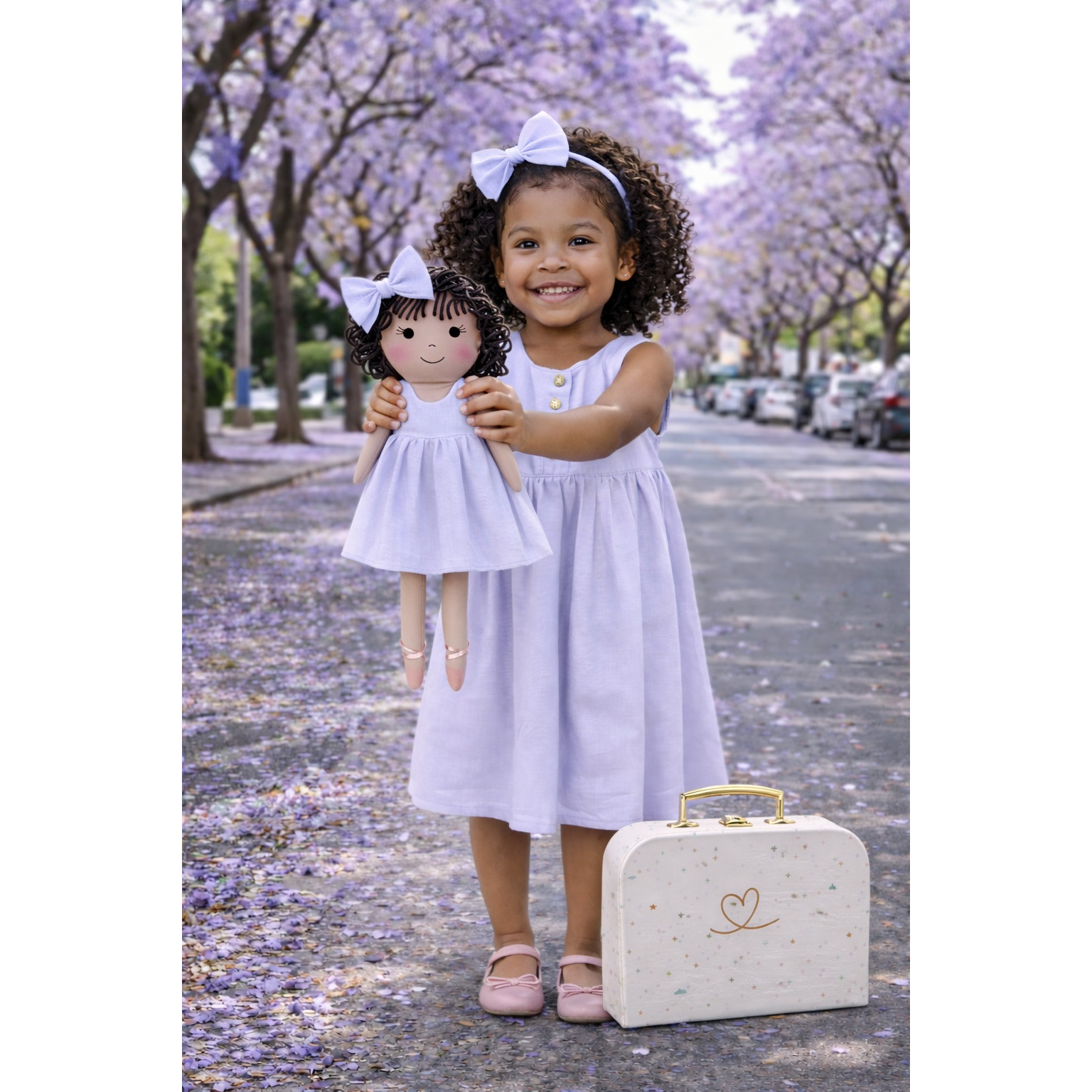 Kit Boneca Nelinha Liso Lilás+ Petit Case