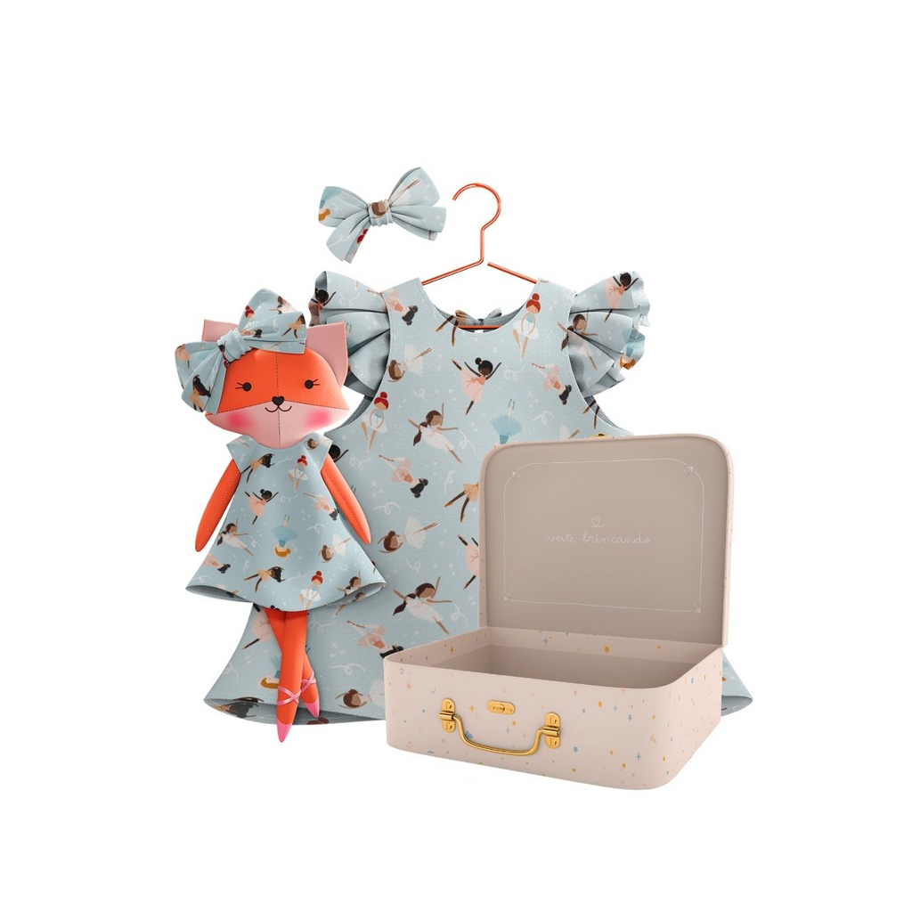 Kit Boneca Dona Raposa Bailarina + Petit Case