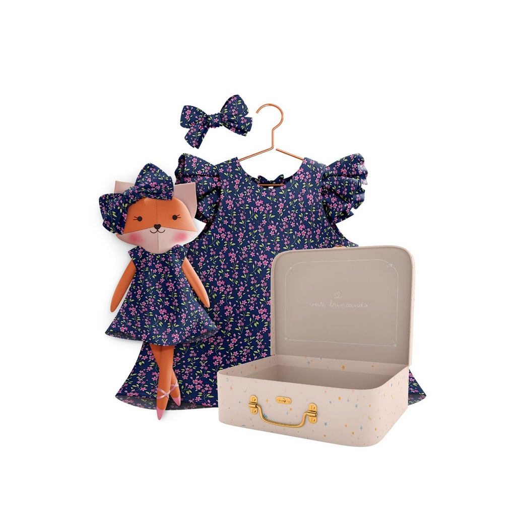 Kit Boneca Dona Raposa Florzinha + Petit Case