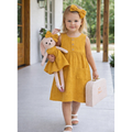 Kit Boneca Coelhinha Chloe Liso Mostarda + Petit Case