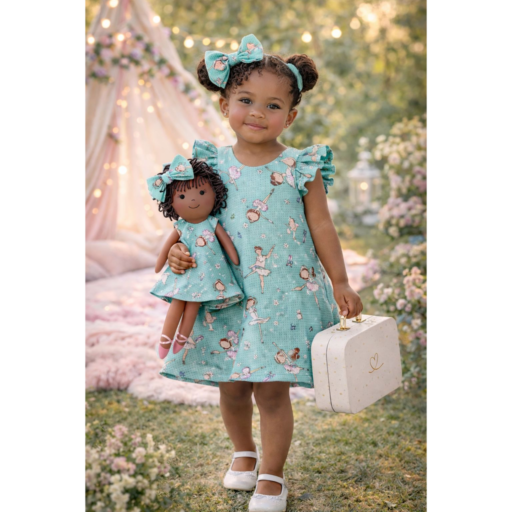 Kit Boneca Bella Ballet + Petit Case