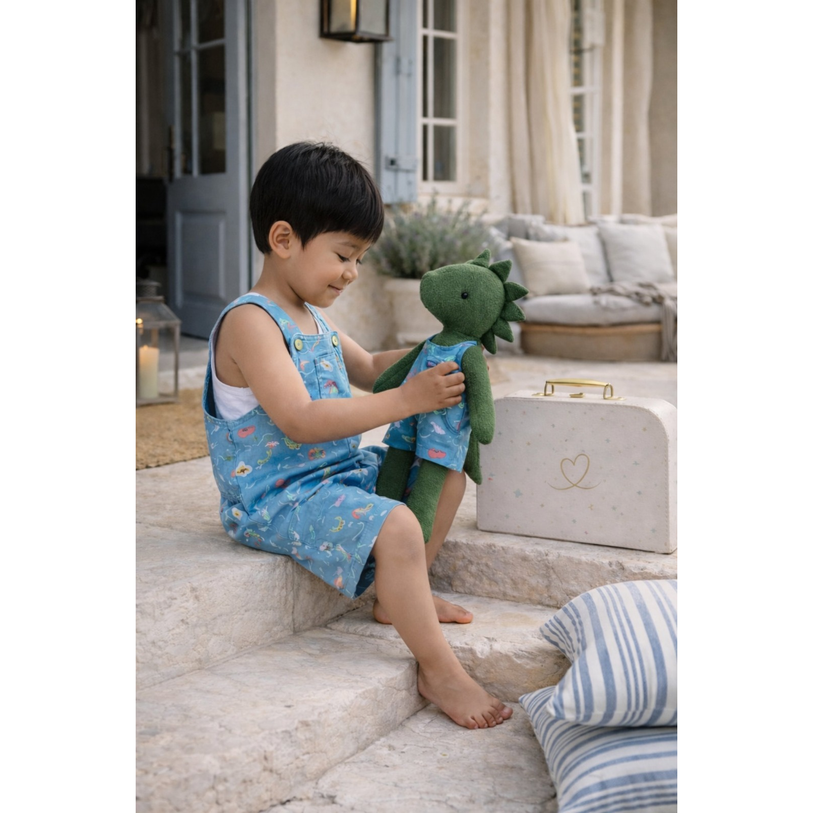 Kit Boneco Dino Fundo do Mar + Petit Case