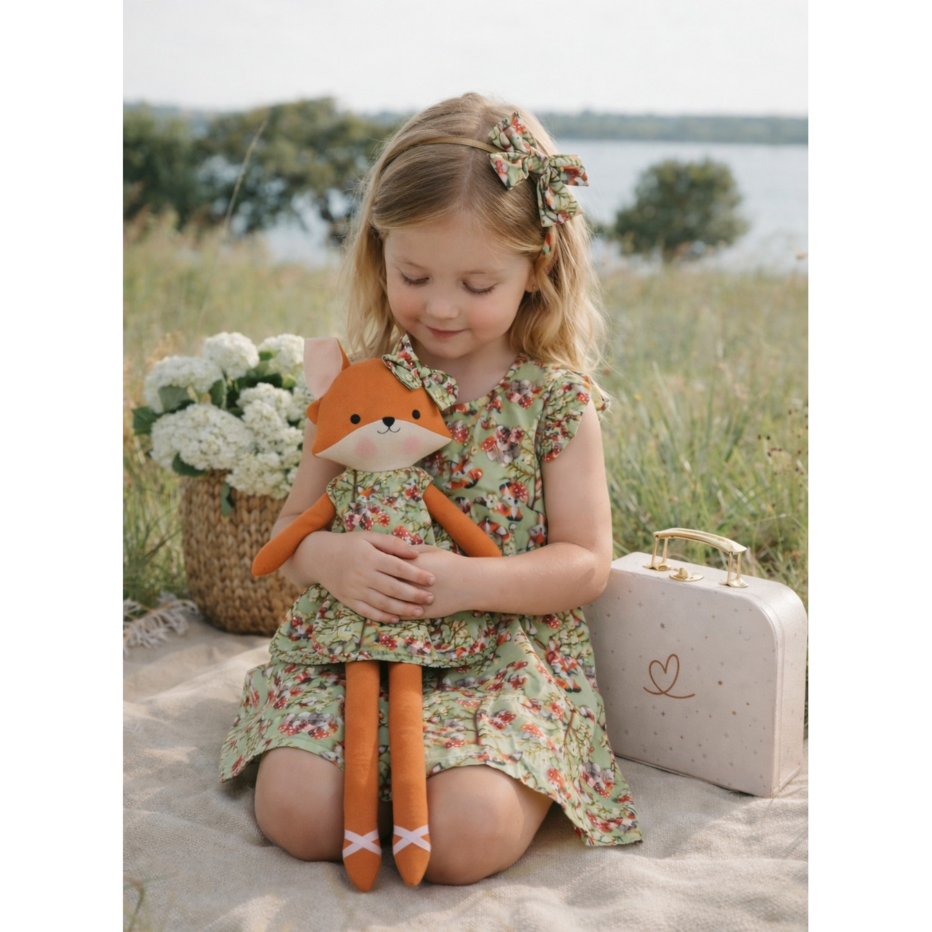 Kit Boneca Dona Raposa Fox + Petit Case