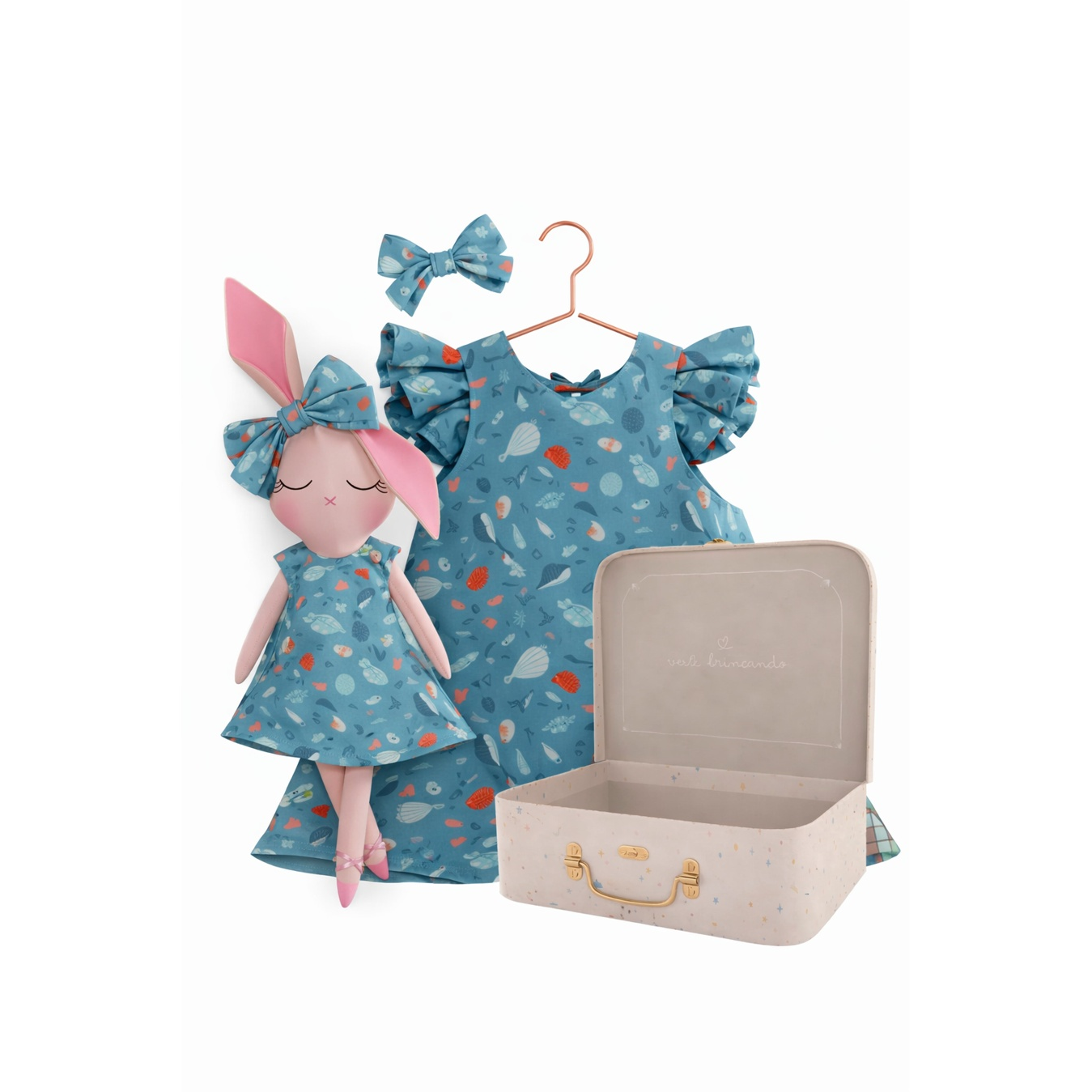 Kit Boneca Coelhinha Chloe Fundo do Mar + Petit Case