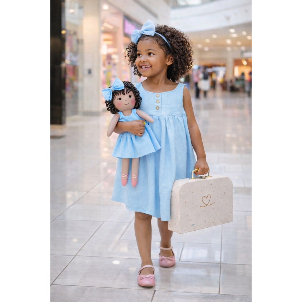 Kit Boneca Nelinha Liso Azul + Petit Case