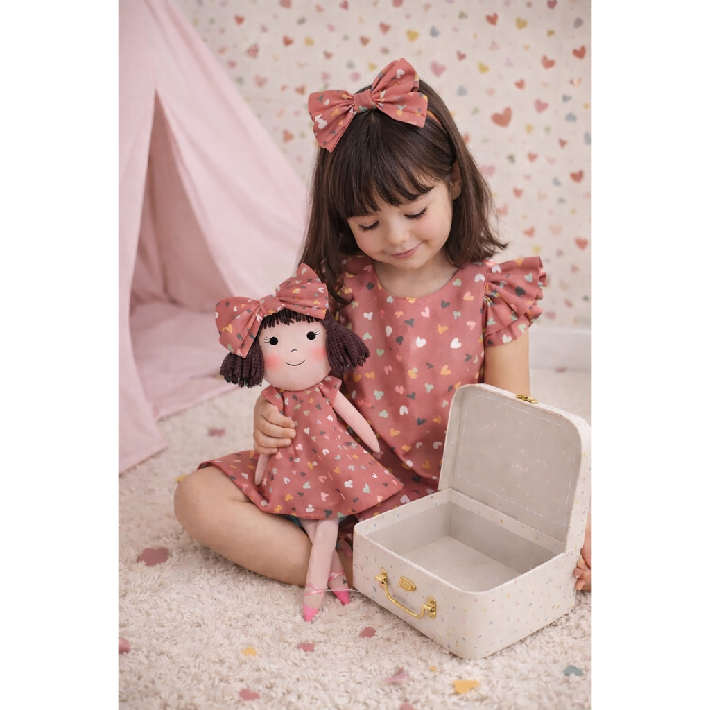 Kit Boneca Alice Corações + Petit Case